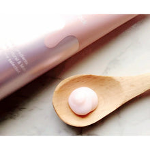 Load image into Gallery viewer, ViCREA - &amp;honey Melty Moist Repair Hair Mask.
