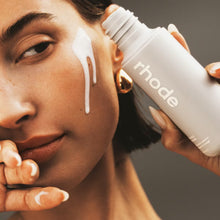 Load image into Gallery viewer, rhode 
 Glazing Milk Ceramide Facial Essence
